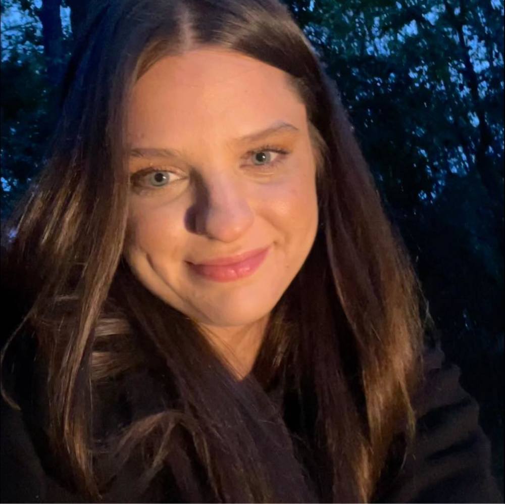 Meet your Posher, Angie